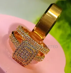 High Shine Gold Zirconia Wedding Rings Gl 8h