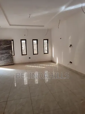 4bdrm Townhouse/Terrace in Idu for sale