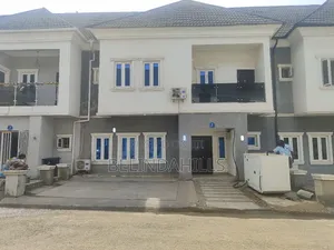Furnished 3bdrm Townhouse/Terrace in Idu for sale