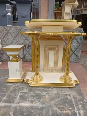 Modern Church Pulpit With 2 Flower Vase