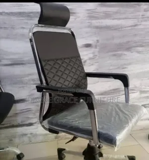 Ergonomic Office Chair With Headrest