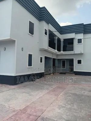 2bdrm Block of Flats in Army Estate, Warri for rent