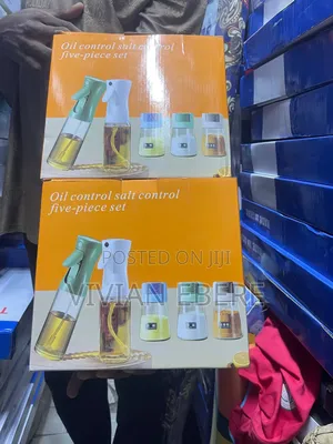 5in1 Oil Spray Bottle and Spice Rack