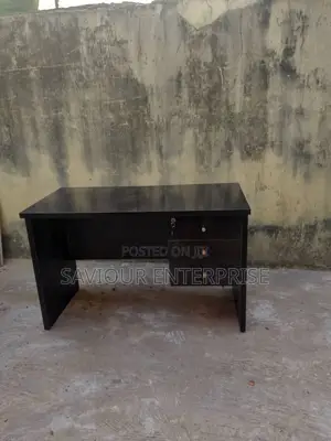 4ft Officr Table