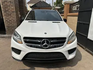 Mercedes-Benz GLE-Class GLE 350d 4MATIC 2018 White