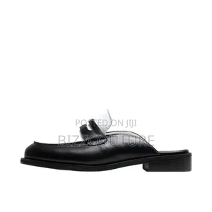 Original Gucci Black Leather Half Shoes Available In Store