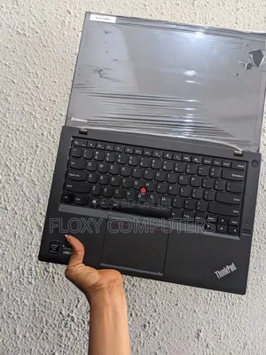 Laptop Lenovo ThinkPad T440s 8GB Intel Core i5 HDD 500GB