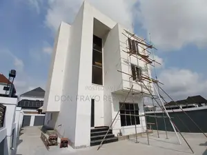 4bdrm Duplex in Kolapo Ishola Gra, Akobo for sale