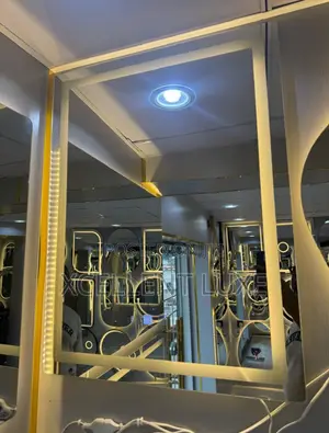 Led Mirror With 3 Lights
