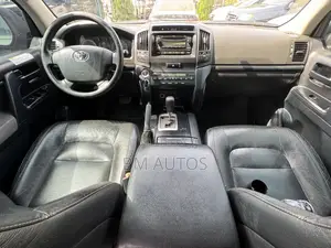 Toyota Land Cruiser 2014 Black