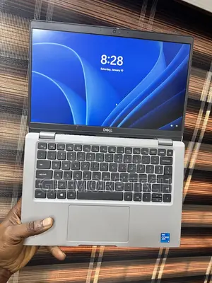 Laptop Dell Latitude 5320 8GB Intel Core i5 SSD 512GB