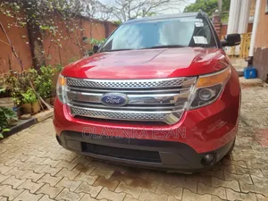 Ford Explorer XLT 4dr 4x4 (3.5L 6cyl 6A) 2011 Red