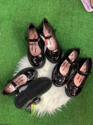 George Girls School Shoe (Size 29-38)
