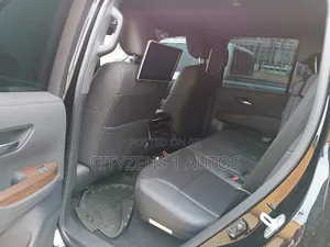 Toyota Land Cruiser 2024 Black