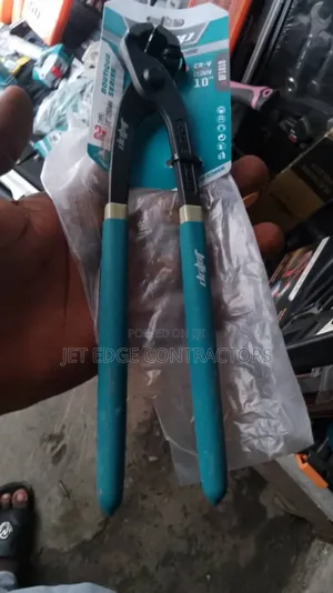 Multipurpose Pincher