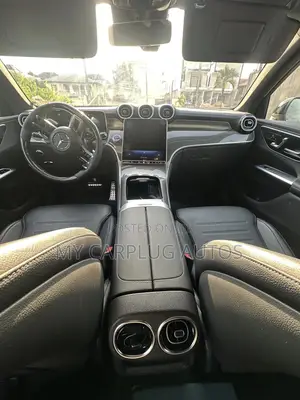 Mercedes-Benz GLC-Class 2024 Silver