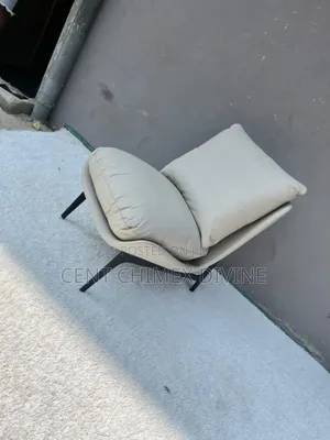 Admirable Relaxing Chair
