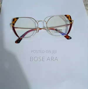 Eye Glasses for Ladies Classy Eye Wear