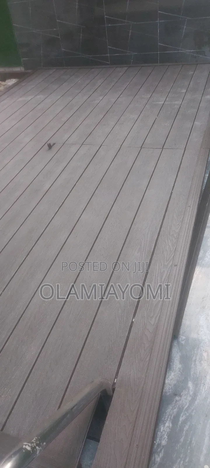 Pool Cover With Automatic Opening and Remote Control