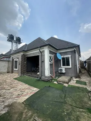 4bdrm Bungalow in Radio Estate, Port-Harcourt for sale