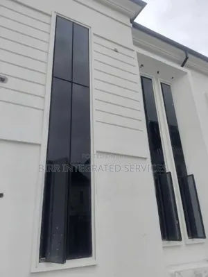 Curtain Wall And Glass Facade Fabricate