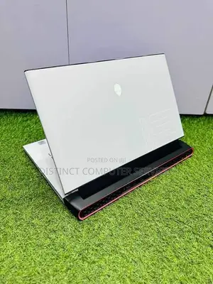 Laptop Dell Alienware 15 16GB Intel Core i7 SSD 512GB