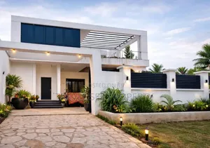 Furnished 5bdrm Duplex in Residential Area for sale