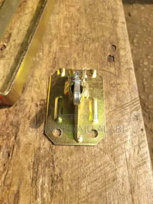 Butterfly Spring Clamp/Butterfly Lock for Formwork Fixing.