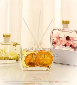 Diffuser With Reeds