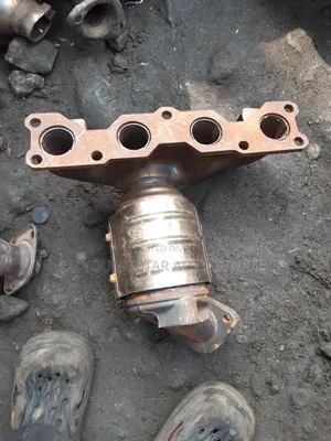 Engine Catalyst Converter for Hyundai Sonata 2012 Model 4plug
