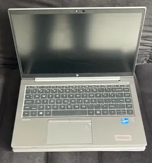 Laptop HP ZBook Firefly G8 16GB Intel Core I5 SSD 256GB