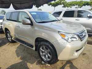 Lexus GX 460 Premium 2012 Gold
