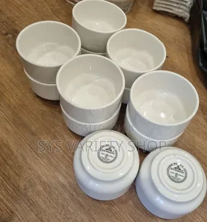 Set of 6 Ramekin Porcelain Bowls