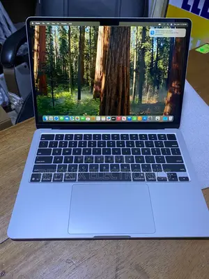 Laptop Apple MacBook Air 2025 M4 13-inch 16GB Apple M4 SSD 512GB