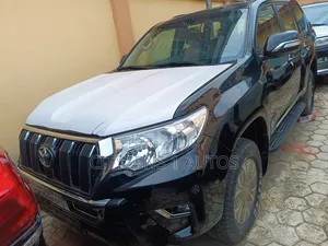 Toyota Land Cruiser Prado 4.0 Petrol GX-R 2022 Black