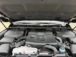New Toyota Land Cruiser LC300 2025 Black