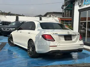 Mercedes-Benz E350 2020 White