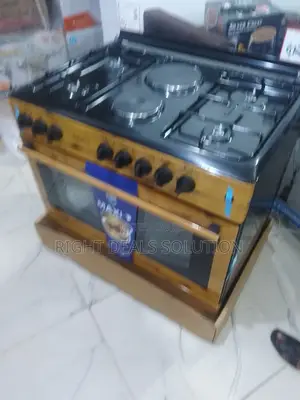 Maxi 4+2 Oven: Gas Speed Meets Wood-Fired Flavor