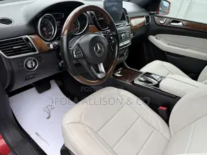 Mercedes-Benz GLE-Class 2017 Red