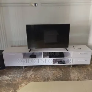 Furniture Maker