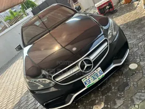 Mercedes-Benz E350 Base 4Matic Sedan AWD (3.5L 6cyl 7A) 2015 Black