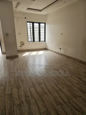 4bdrm Townhouse / Terrace in Akora, Adeniyi Jones for rent