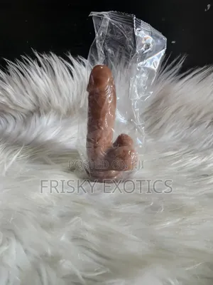 6 Inches Non Vibrating Realistic Dildo