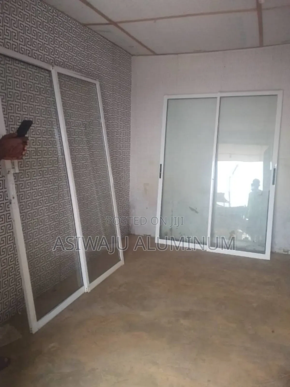 Sliding Window With Plain Glass