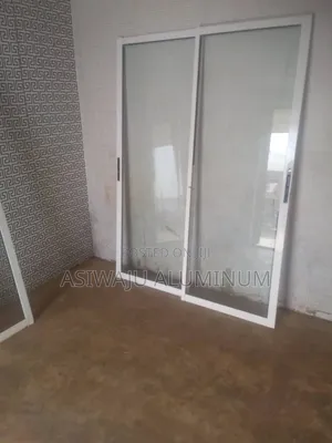 Sliding Window With Plain Glass