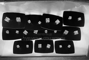 Square-cut Diamond-look Moissanite Stud Earrings
