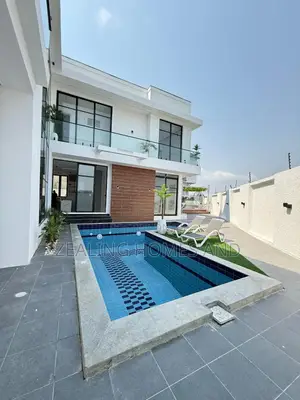 5bdrm Duplex in Chevron Lekki, for sale