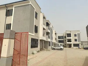 6bdrm Townhouse/Terrace in Kado for sale
