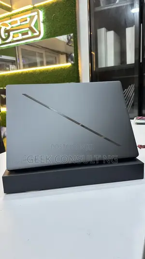 Laptop Asus ROG Zephyrus G16 16GB Intel Core Ultra 7 SSD 512GB