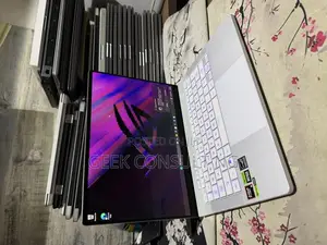 Laptop Asus ROG Zephyrus G14 32GB AMD Ryzen 9 SSD 1T